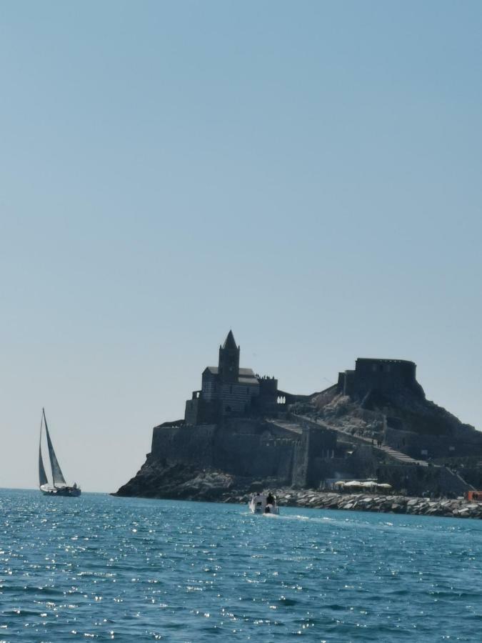Casa Anna Villa Ceparana Bagian luar foto