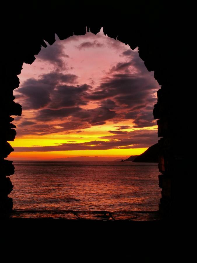Casa Anna Villa Ceparana Bagian luar foto