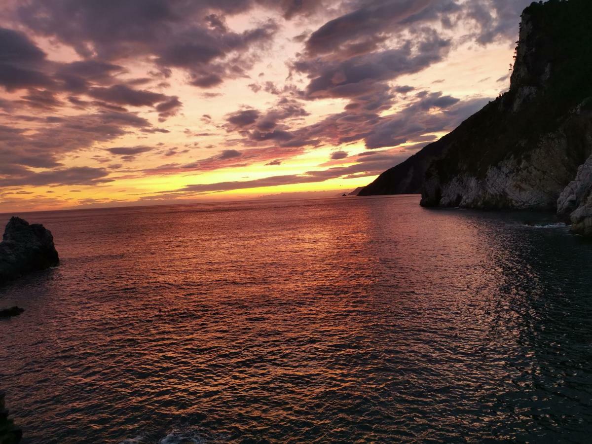 Casa Anna Villa Ceparana Bagian luar foto